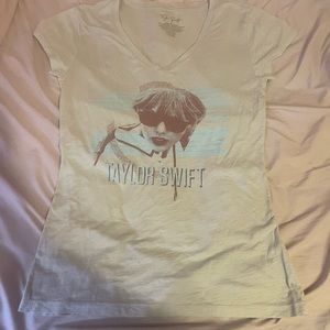Taylor Swift Red Era Large V-neck Shirt